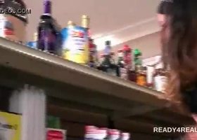 Couple sneaky sex in liquor store